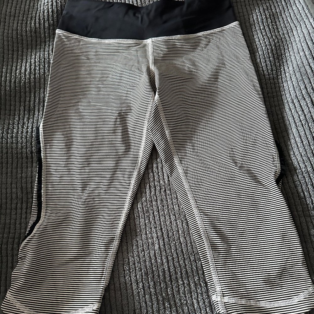 Lululemon Capri Pants